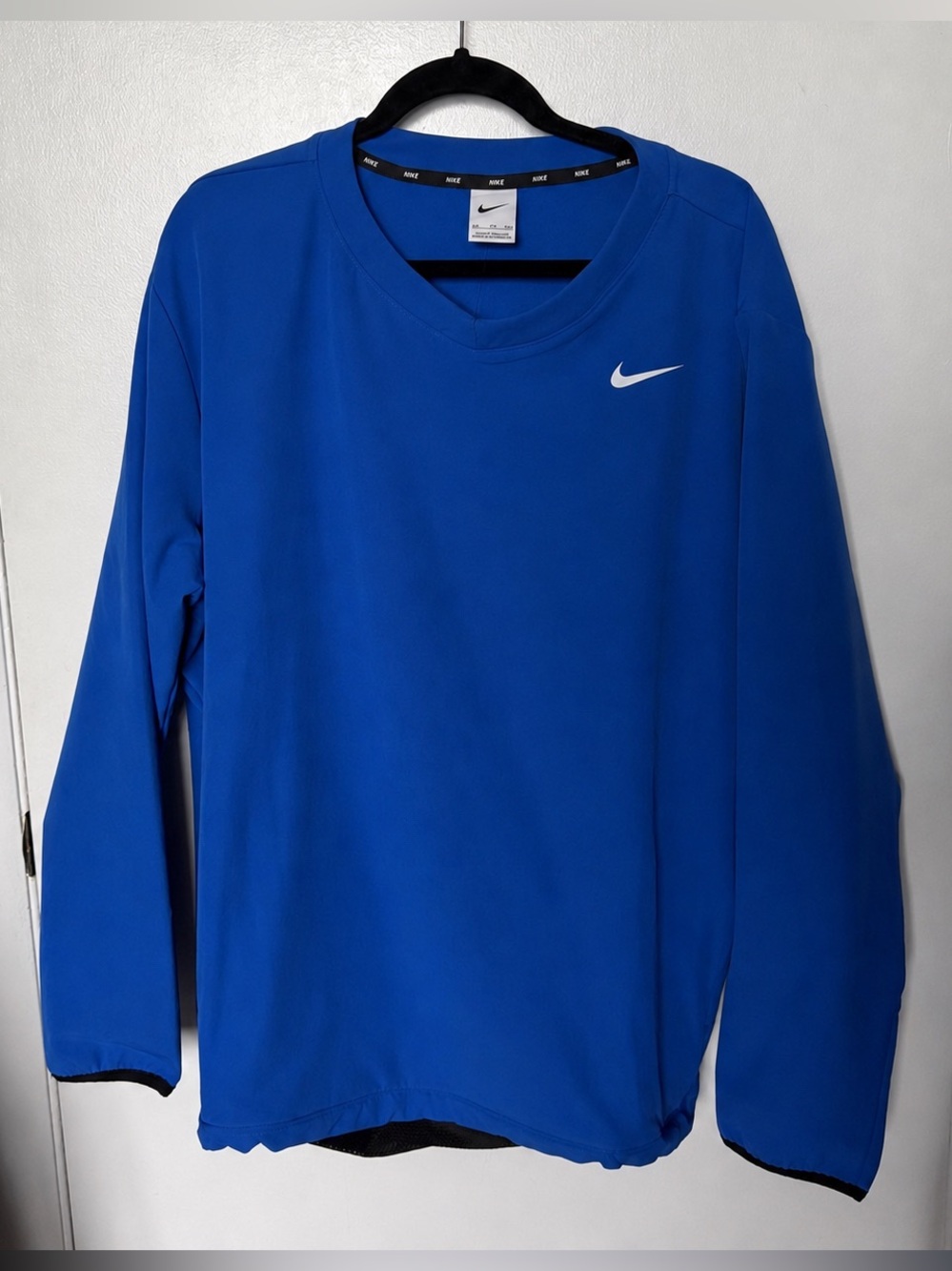 NWOT Nike Royal Blue Long Sleeve Pullover Top